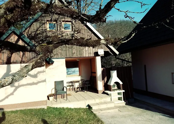 Apartma Hiska Korosec * בוהין